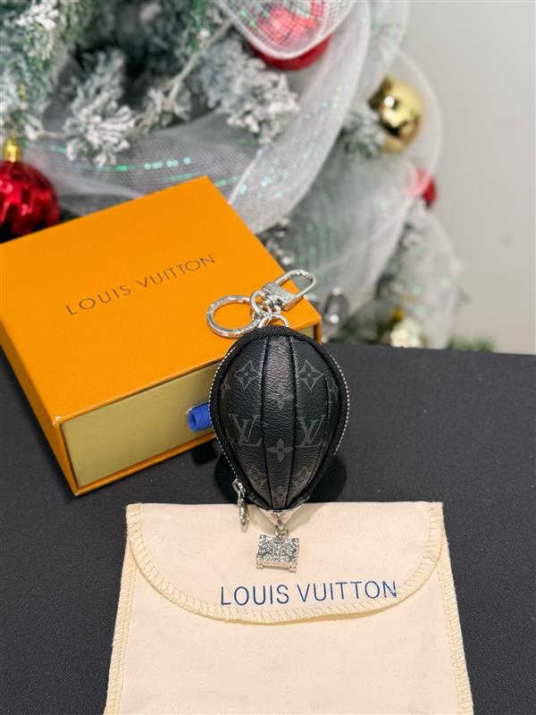 2026124151052775 740